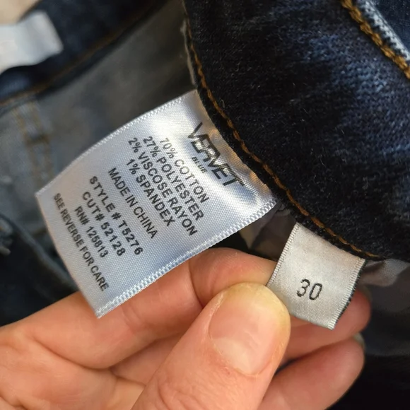 Vervet Blue 30W 34L High Rise Dark Blue Flare Jeans - Picture 4 of 11